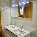 Casa Varzielas *